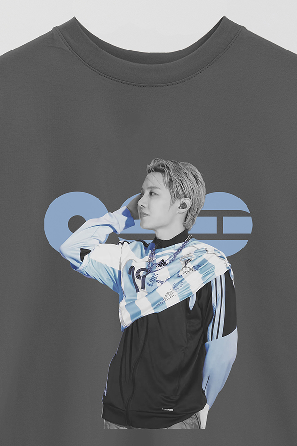 REMERA OVER ESTAMPADA BTS ARGENTINA JHOPE
