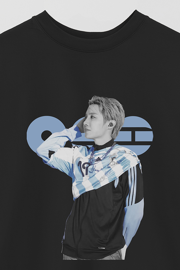 REMERA OVER ESTAMPADA BTS ARGENTINA JHOPE