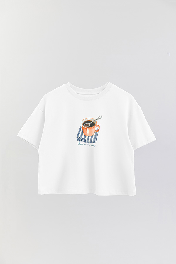 REMERA CROP ESTAMPADA COASTAL COFFEE ON THE COAST