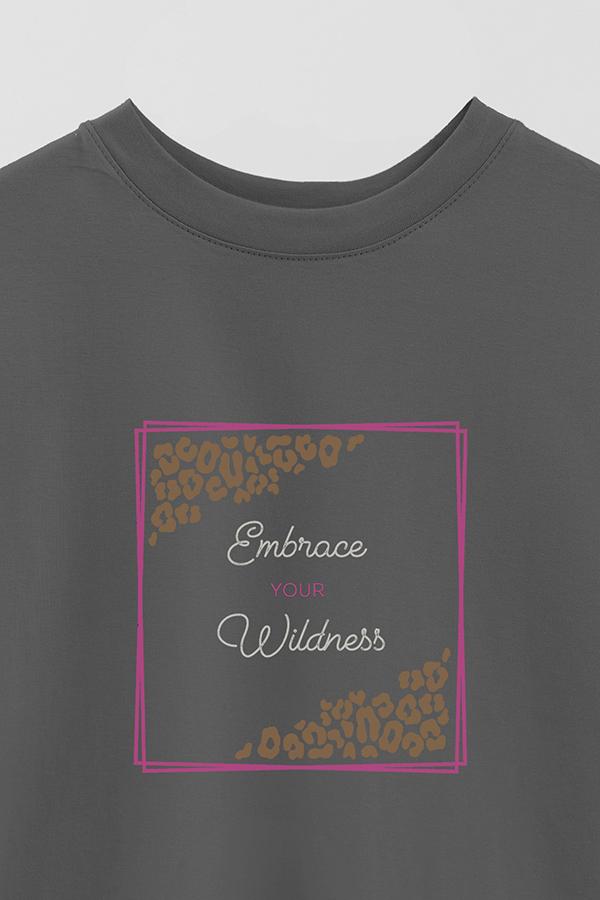 REMERA OVER ESTAMPADA TGR EMBRACE YOU WILDNESS