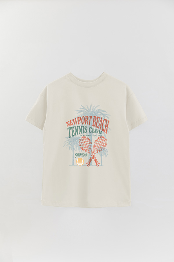 REMERA OVER ESTAMPADA NEWPORT BEACH