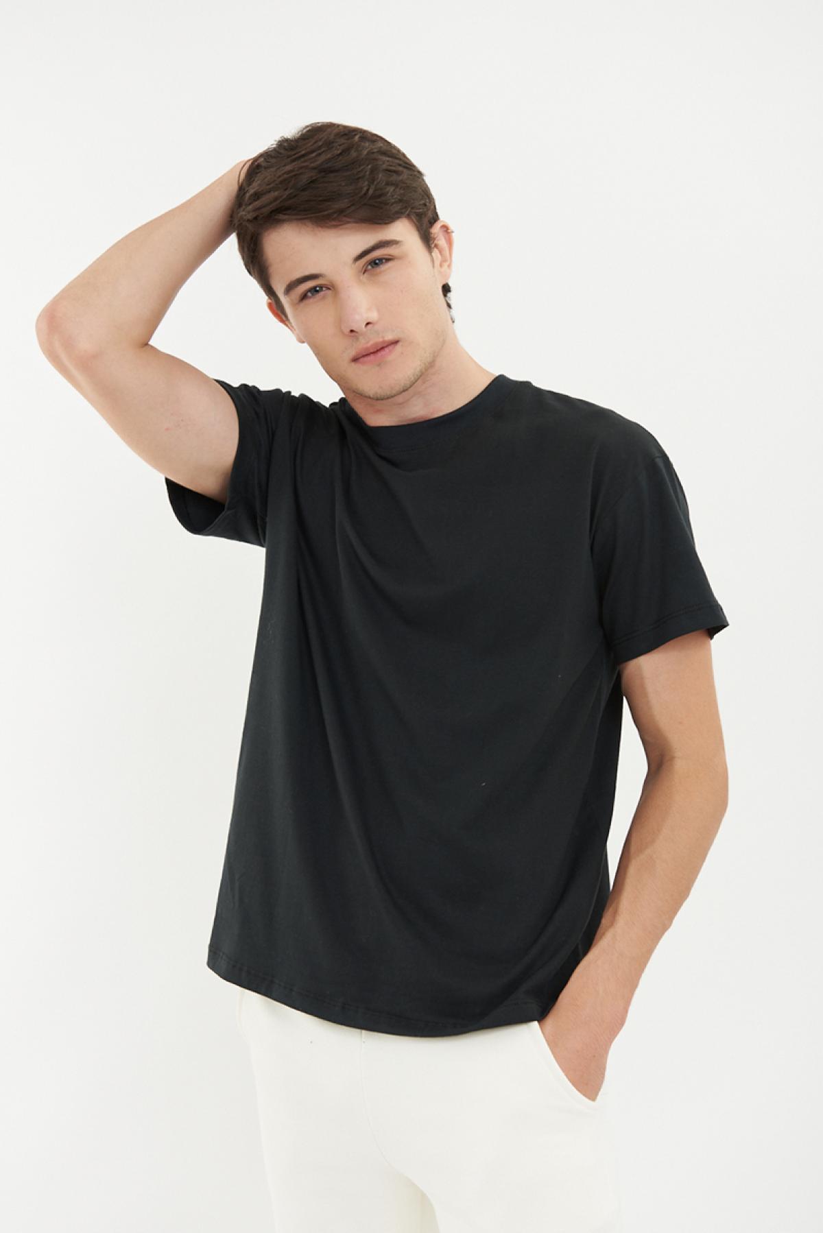 REMERA OVERSIZED