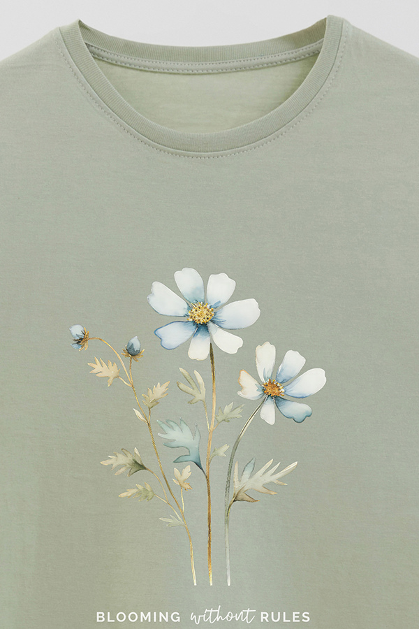 REMERA BASICA ESTAMPADA BLOOMING WITHOUT THE RULES