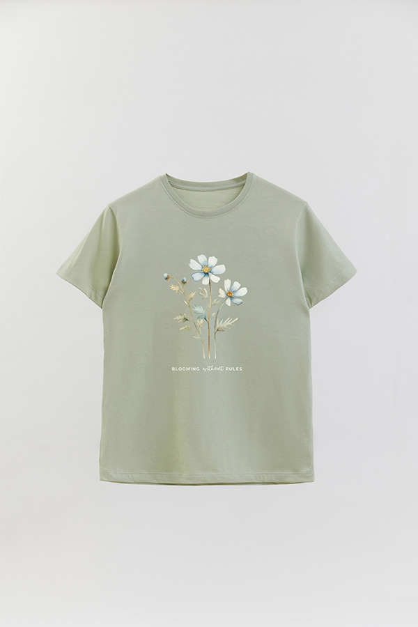 REMERA BASICA ESTAMPADA BLOOMING WITHOUT THE RULES