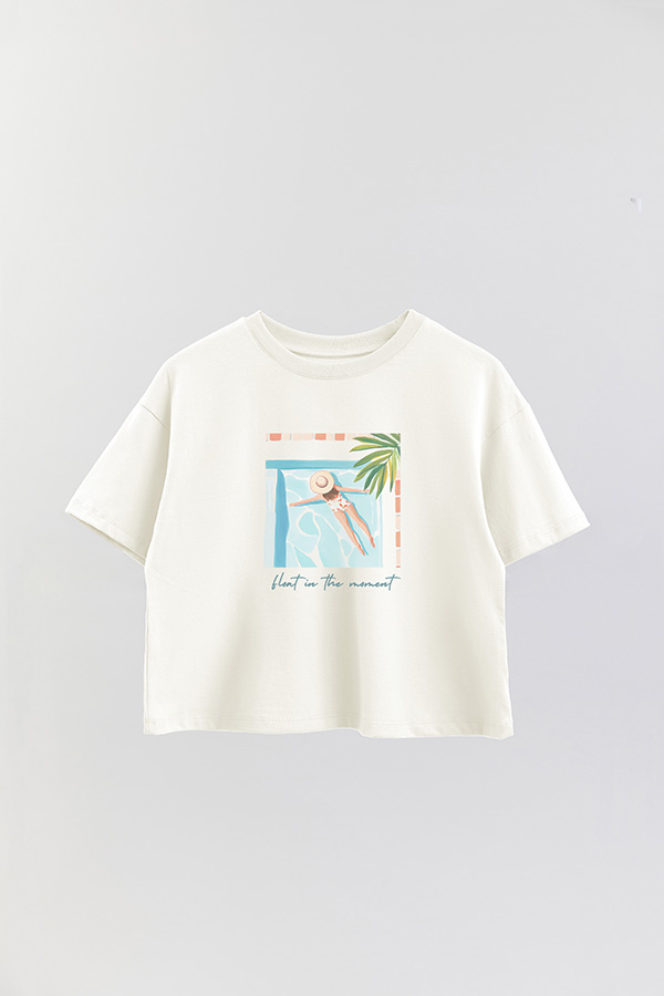 REMERA CROP ESTAMPADA COASTAL FLOAT IN THE MOMENT
