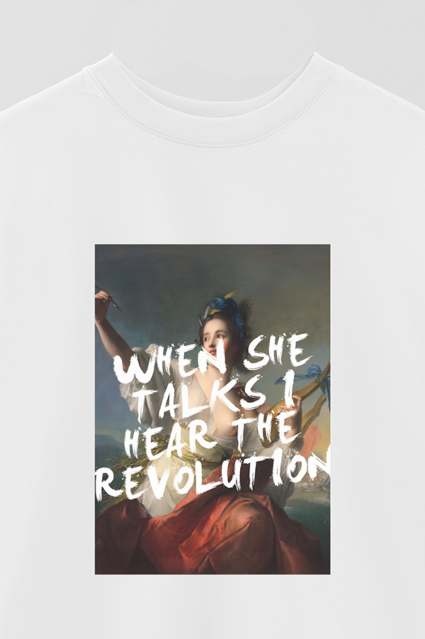 REMERA OVER ESTAMPADA ART COLLECTION 15 WHEN SHE TALKS