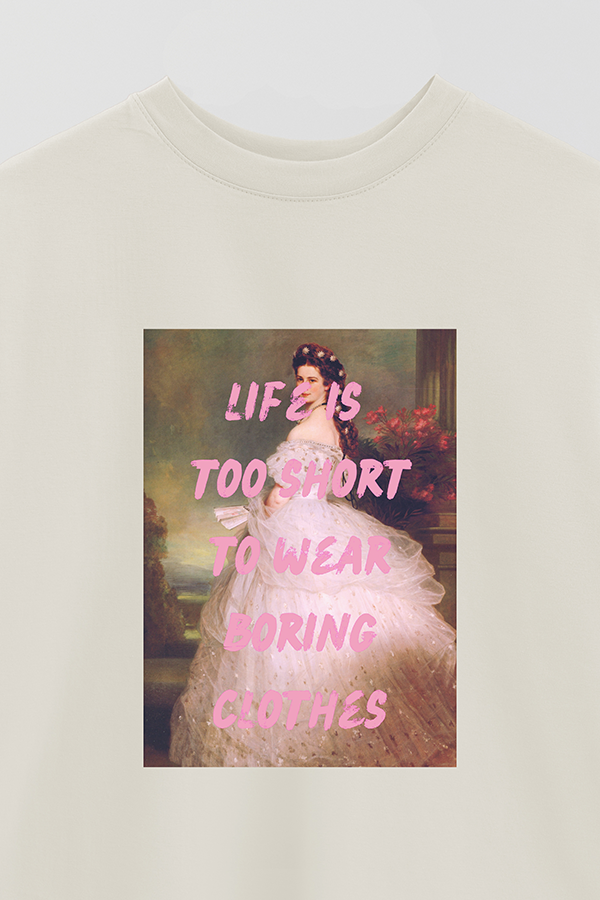 REMERA OVER ESTAMPADA ART COLLECTION 78 LIFE IS TOO SHORT