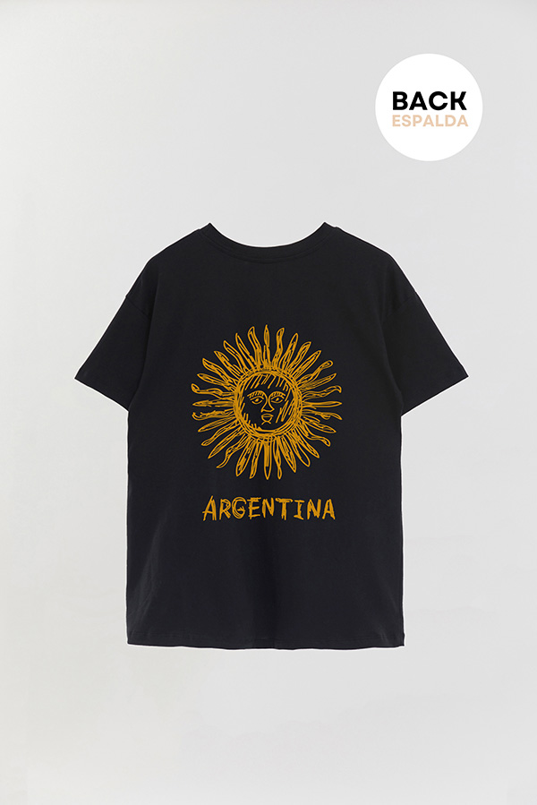 REMERA OVER ESTAMPADA FB ARG SOL DE MAYO