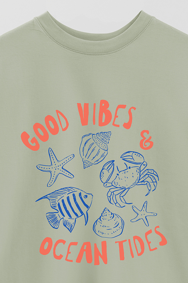 REMERA OVER ESTAMPADA GOOD VIBES AND OCEAN TIDES