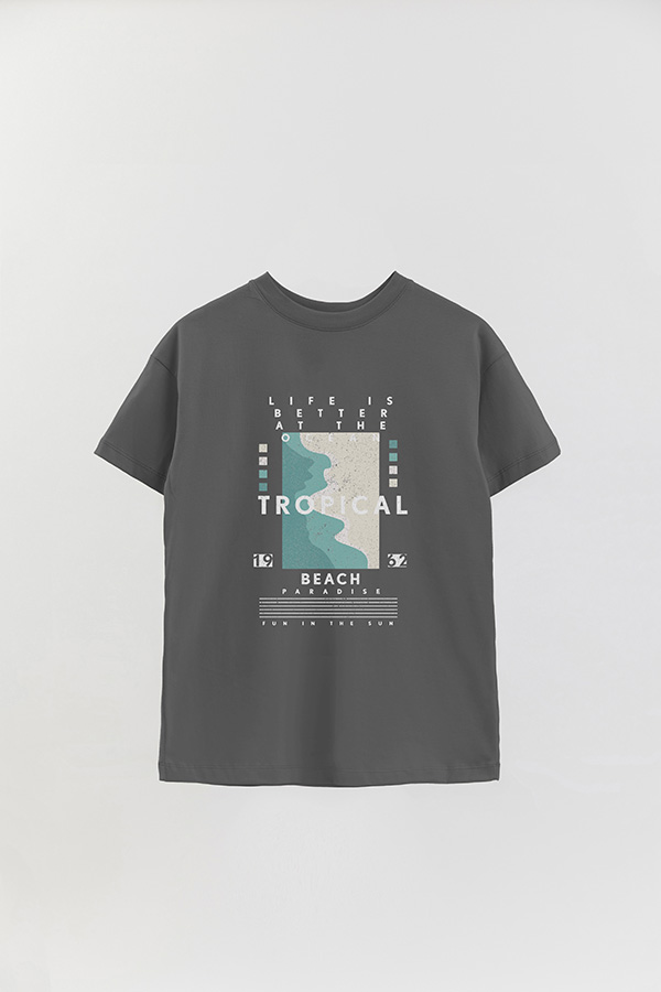 REMERA OVER ESTAMPADA LIFE IS BETTER AT THE OCEAN