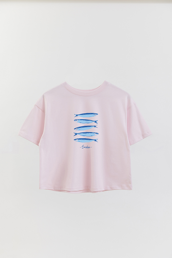 REMERA CROP ESTAMPADA BEACH SARDINES