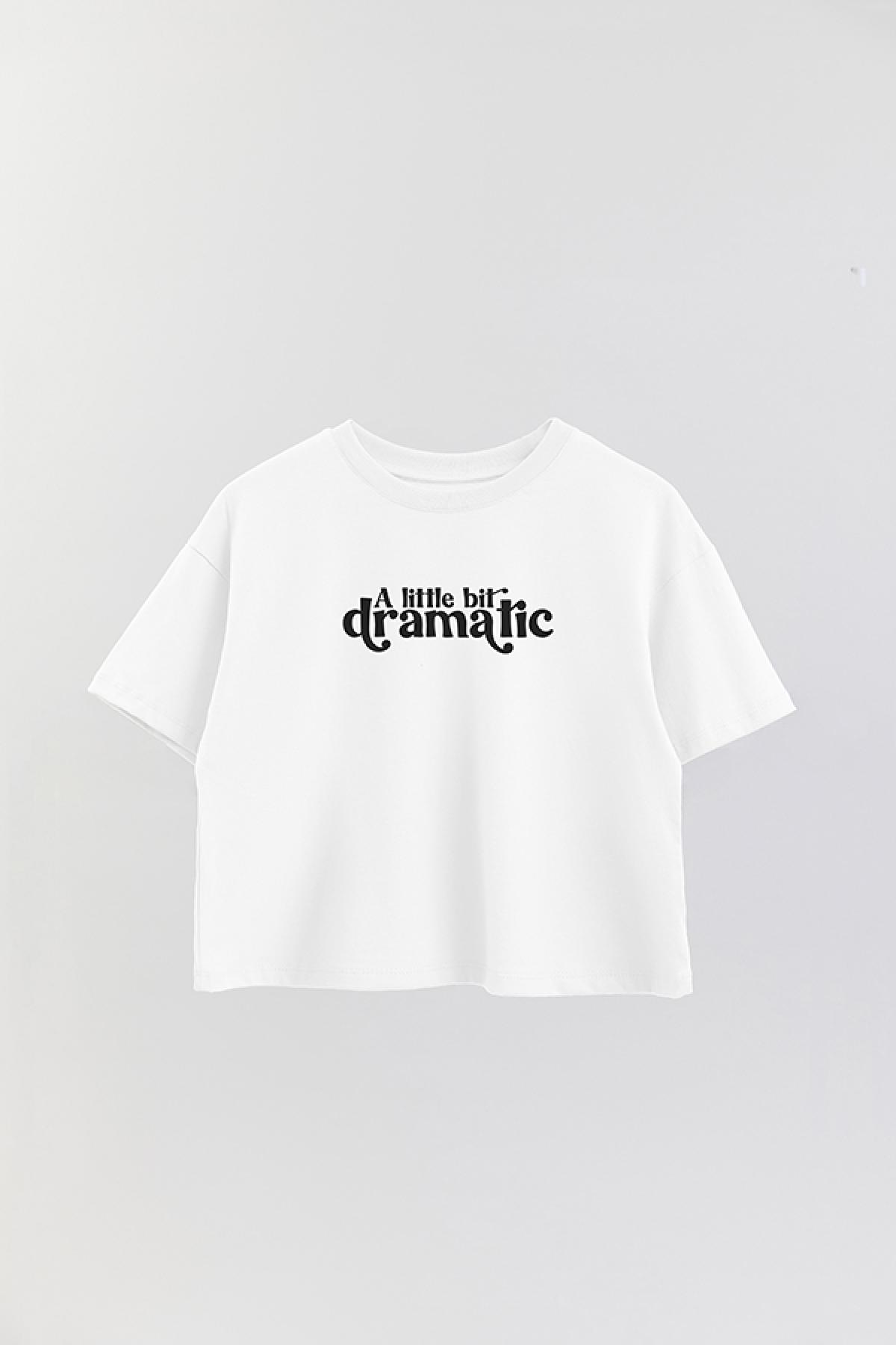 REMERA CROP ESTAMPADA WCV A LITTLE BIT DRAMATIC