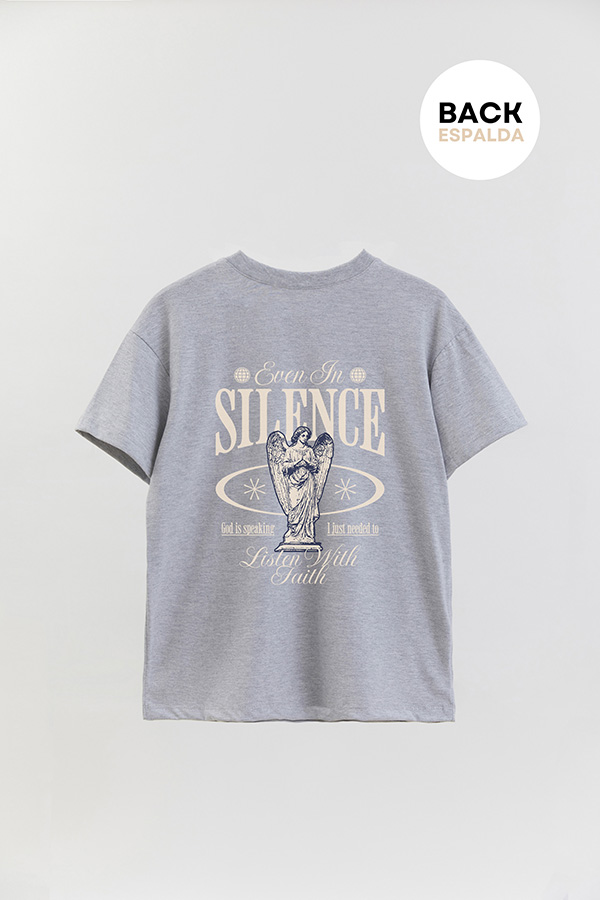 REMERA OVER ESTAMPADA UNISEX ESPALDA SILENCE