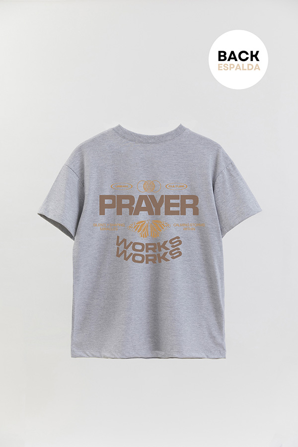 REMERA OVER ESTAMPADA UNISEX ESPALDA PRAYER WORKS