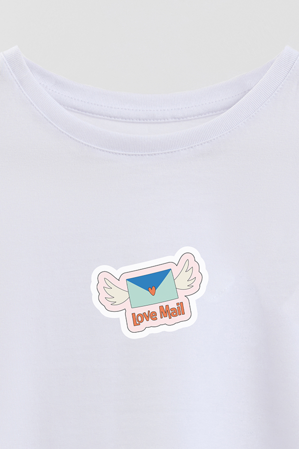 REMERA GIRL OVER GRLY LOVE MAIL