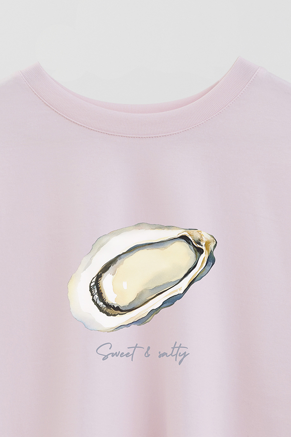 REMERA CROP ESTAMPADA COASTAL SWEET AND SALTY