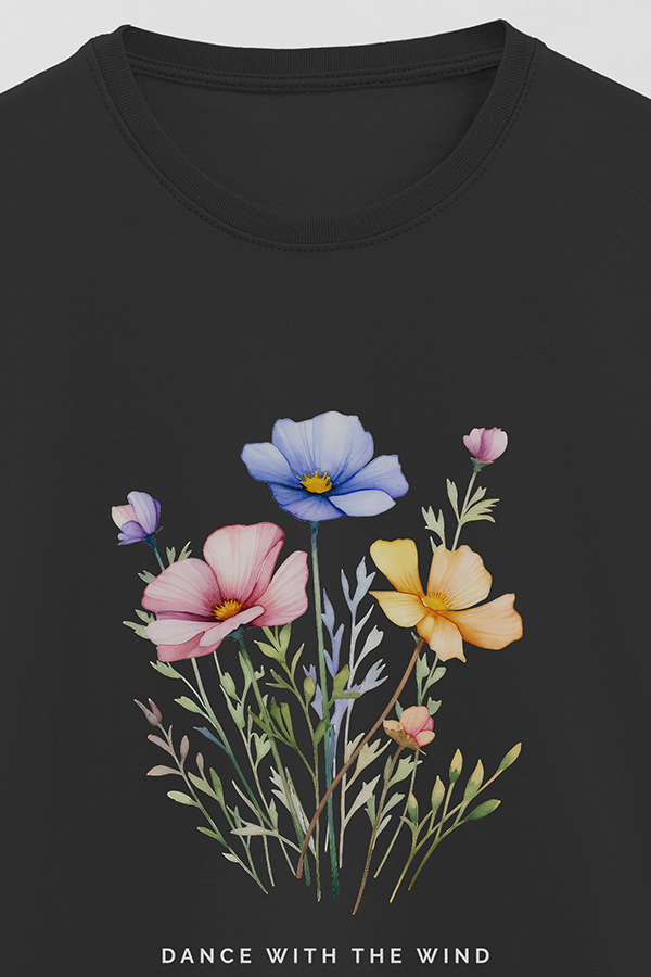 REMERA BASICA ESTAMPADA DANCE WITH THE WIND