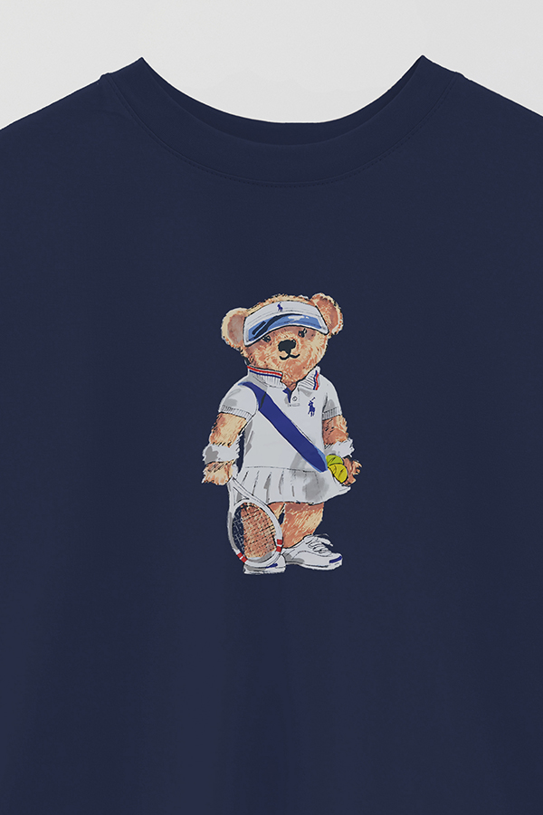 REMERA OVER ESTAMPADA UNISEX BEAR TENNIS FEM