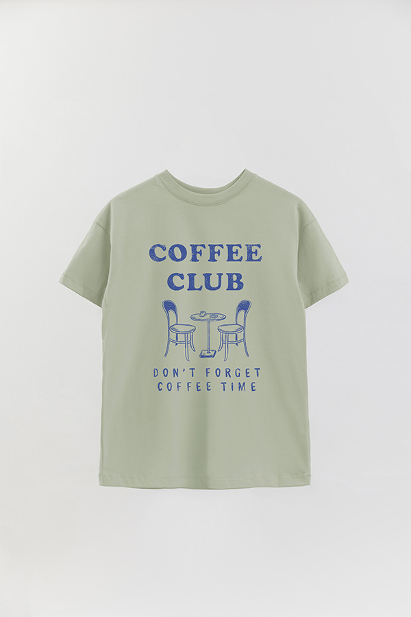 REMERA OVER ESTAMPADA COFFEE CLUB