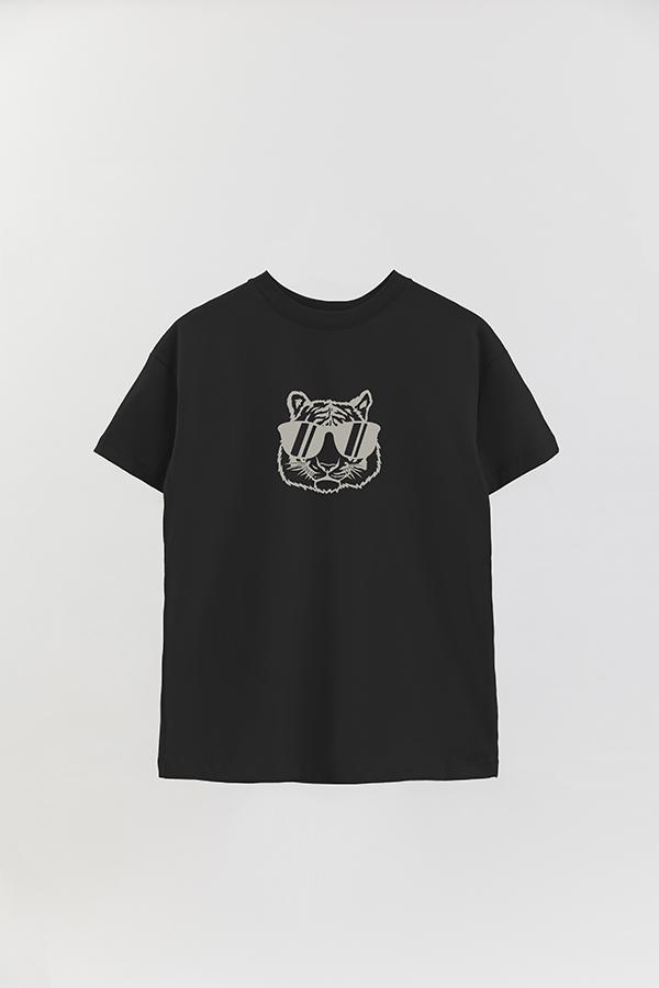 REMERA OVER ESTAMPADA TGR CHILL TIGER