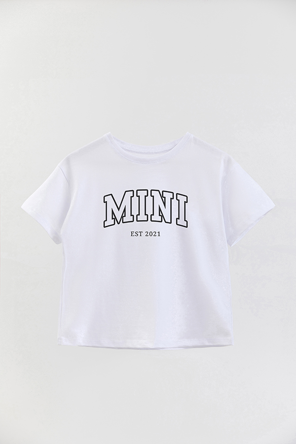 REMERA OVER ESTAMPADA DDP VARSITY MINI