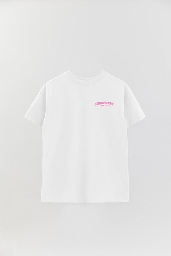 REMERA OVER FB ESTAMPADA STRAWBERRY CAKE