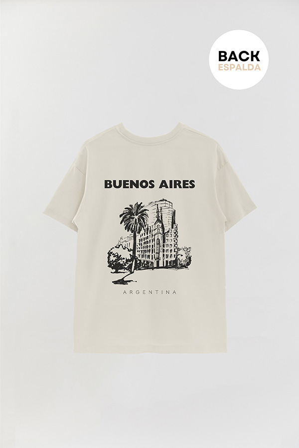 REMERA OVER ESTAMPADA ARG PLAZA DE MAYO