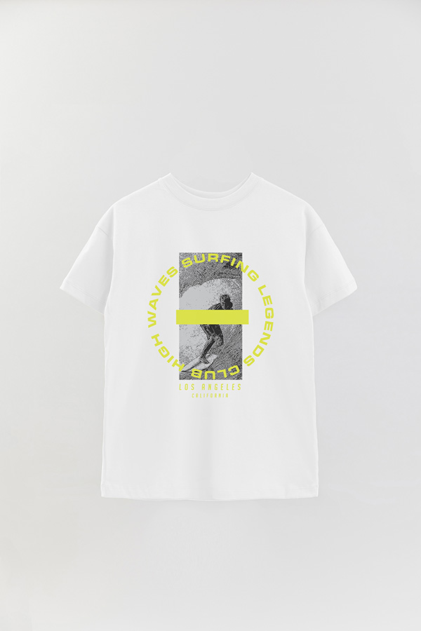 REMERA OVER ESTAMPADA SURFING LEGENDS