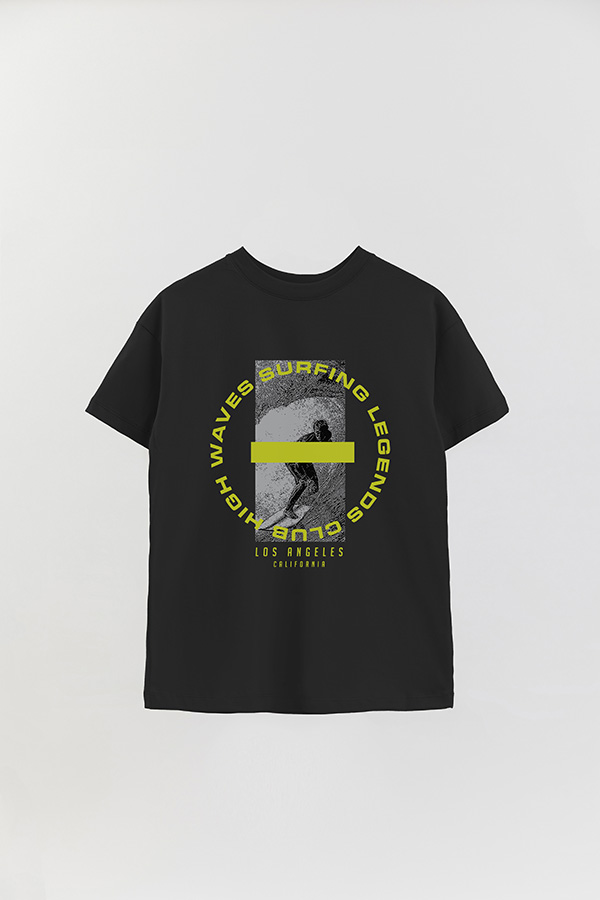 REMERA OVER ESTAMPADA SURFING LEGENDS