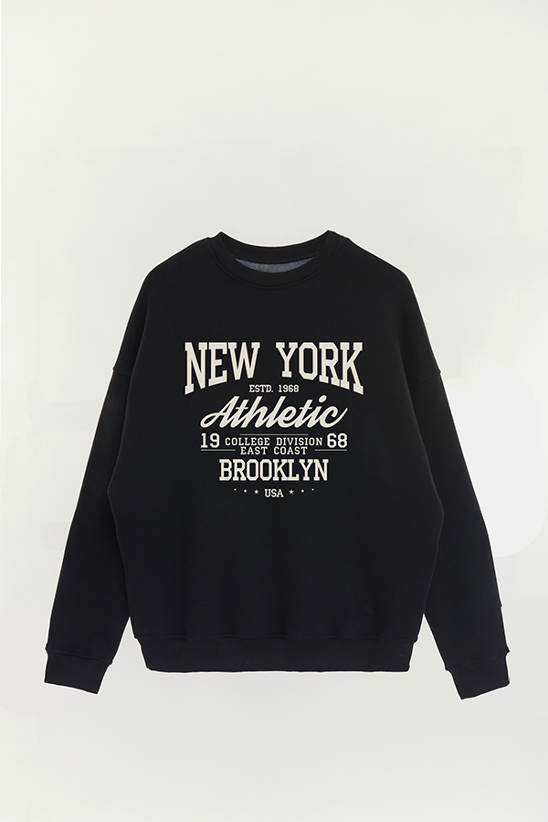 BUZO CREWNECK ESTAMPADO VARSITY NEW YORK ATHLETIC