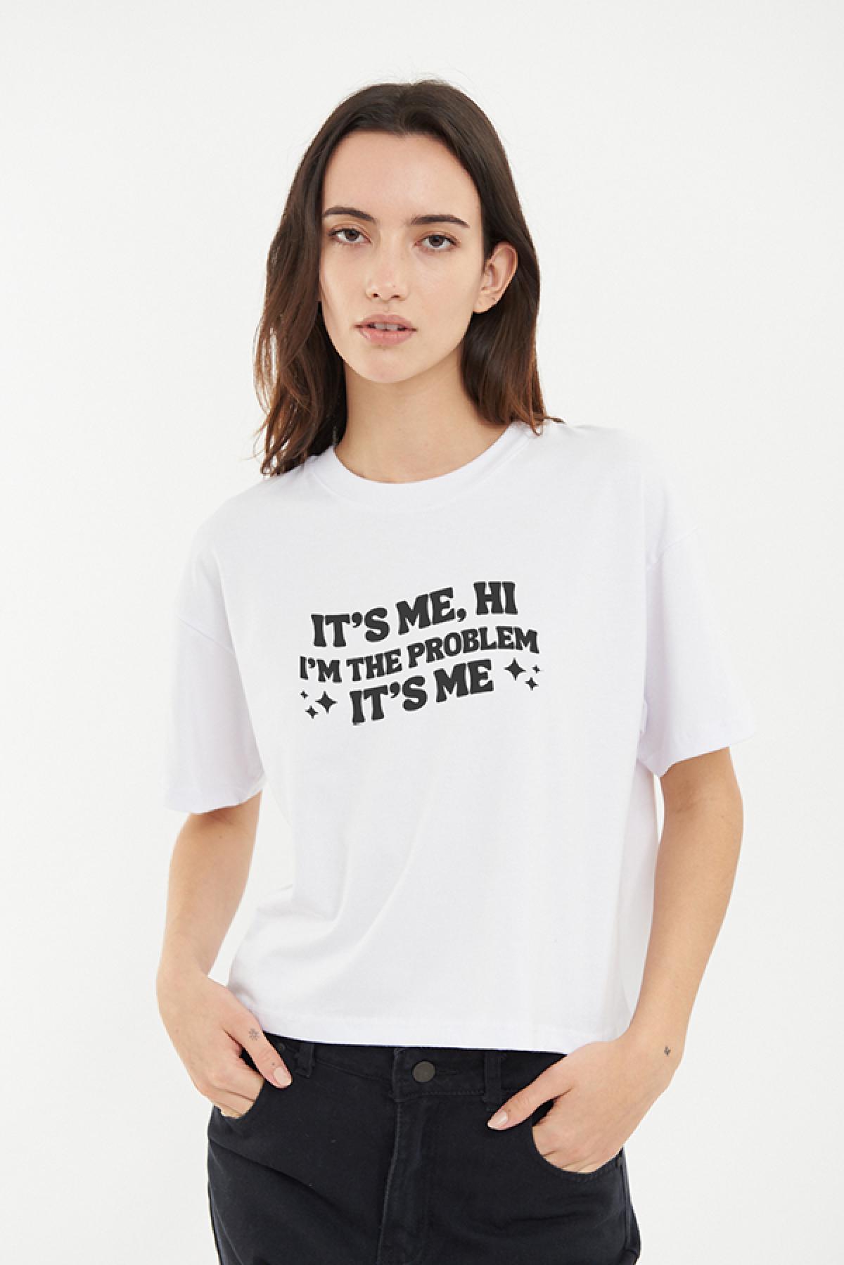 REMERA CROP ESTAMPADA TL IT'S ME HI