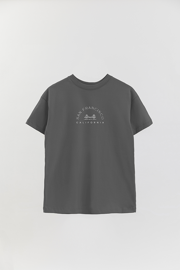 REMERA OVER ESTAMPADA CITIES SAN FRANCISCO