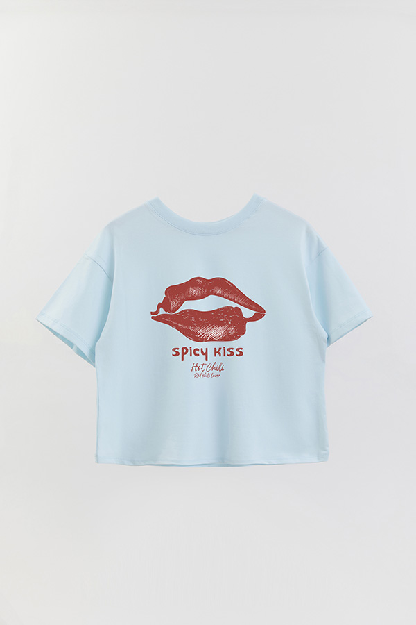 REMERA CROP ESTAMPADA FRSP SPICY KISS
