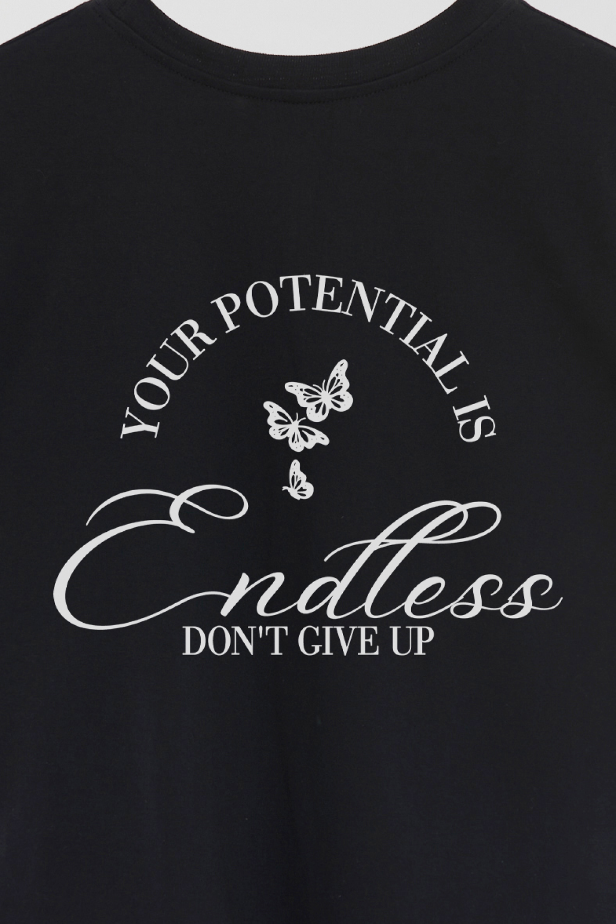 REMERA OVER ESTAMPADA AESTHETIC ENDLESS