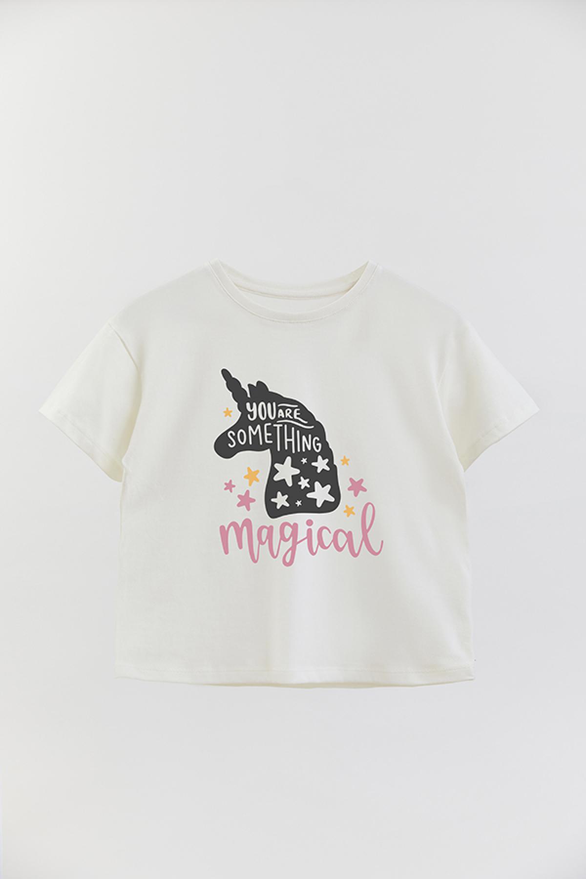 REMERA GIRL OVER GP YOU ARE SOMETHING MAGICAL