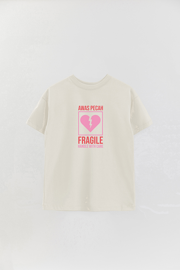 REMERA OVER ESTAMPADA VALENTINE BUNDLE FRAGILE