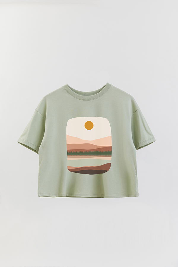 REMERA CROP ESTAMPADA ART 153