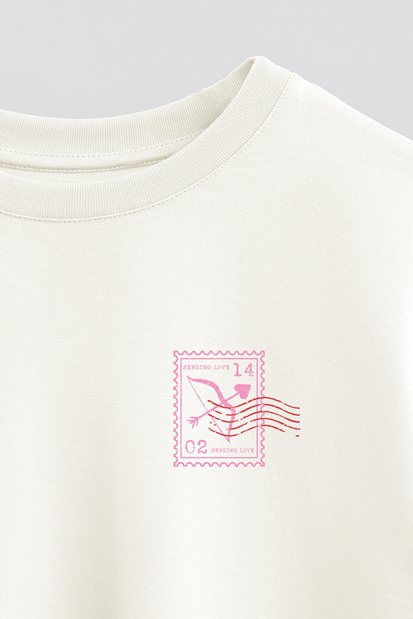 REMERA CROP ESTAMPADA VALENTINE STAMP 12