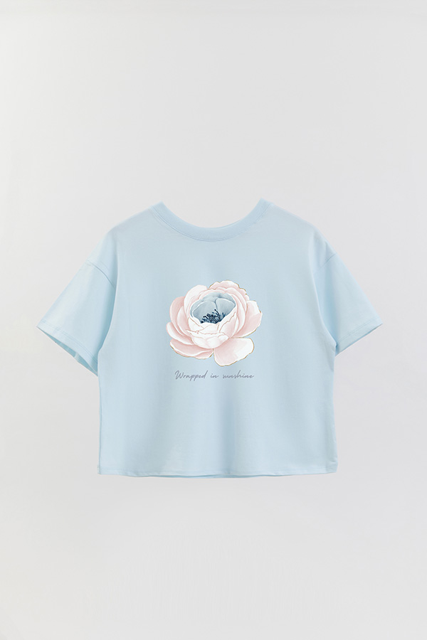 REMERA CROP ESTAMPADA COASTAL WRAPPED IN SUNSHINE