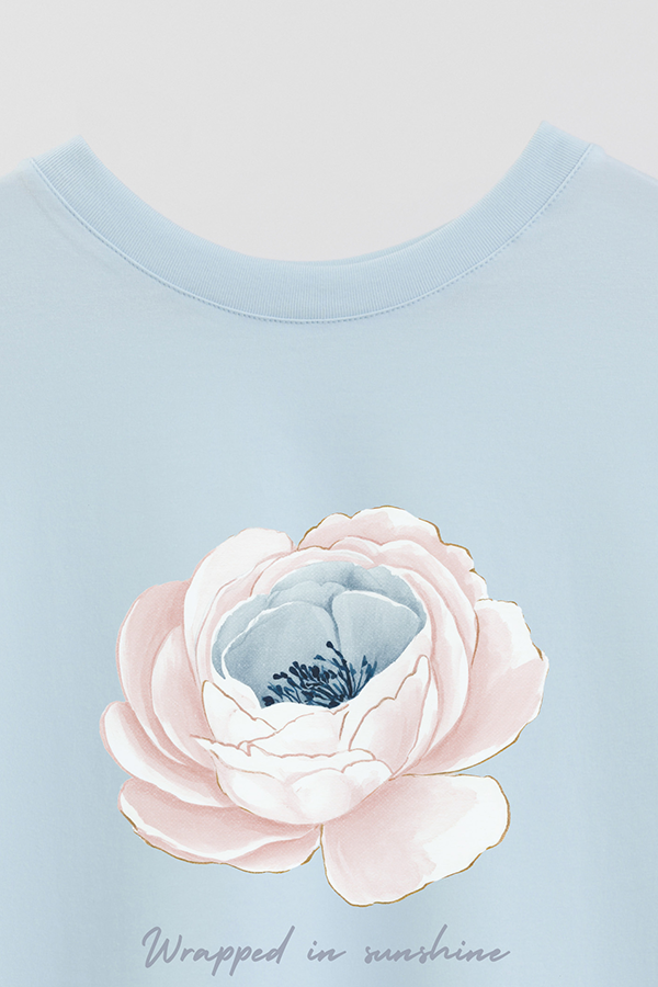 REMERA CROP ESTAMPADA COASTAL WRAPPED IN SUNSHINE