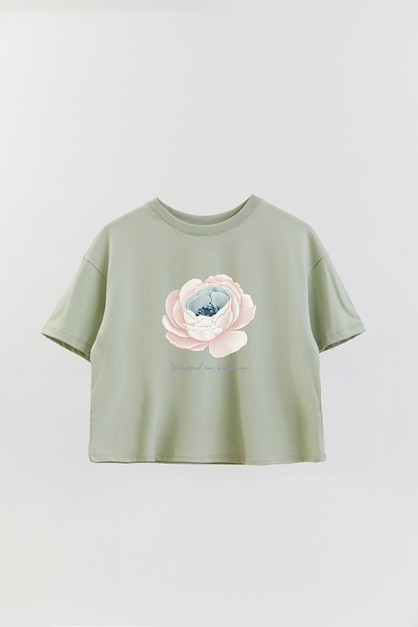 REMERA CROP ESTAMPADA COASTAL WRAPPED IN SUNSHINE
