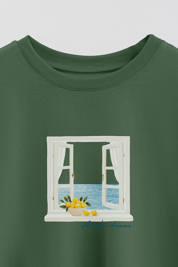 REMERA CROP ESTAMPADA COASTAL AMALFI DREAMS