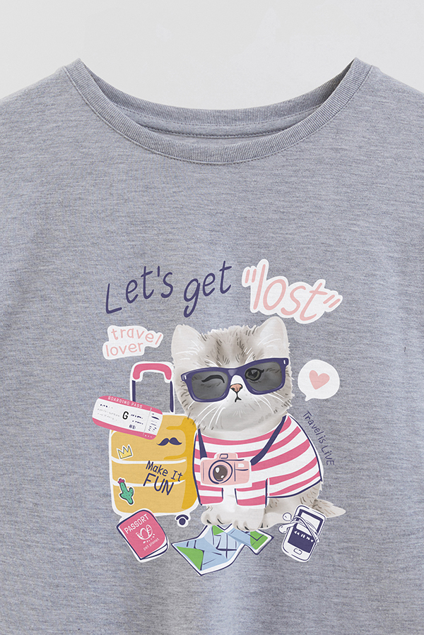 REMERA GIRL OVER KITTY DREAMS TRAVEL LOVER
