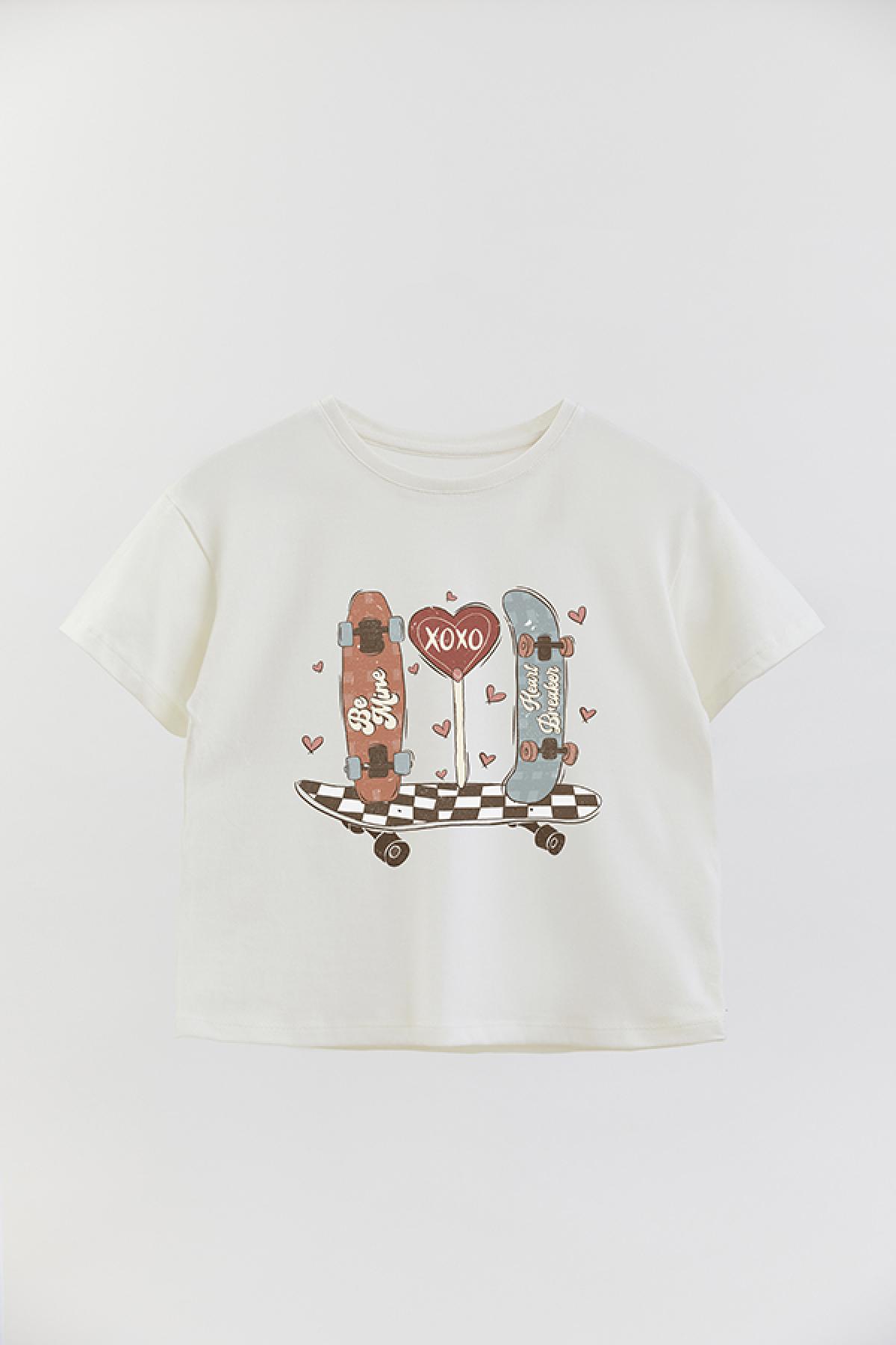 REMERA GIRL OVER RT BE MINE XOXO
