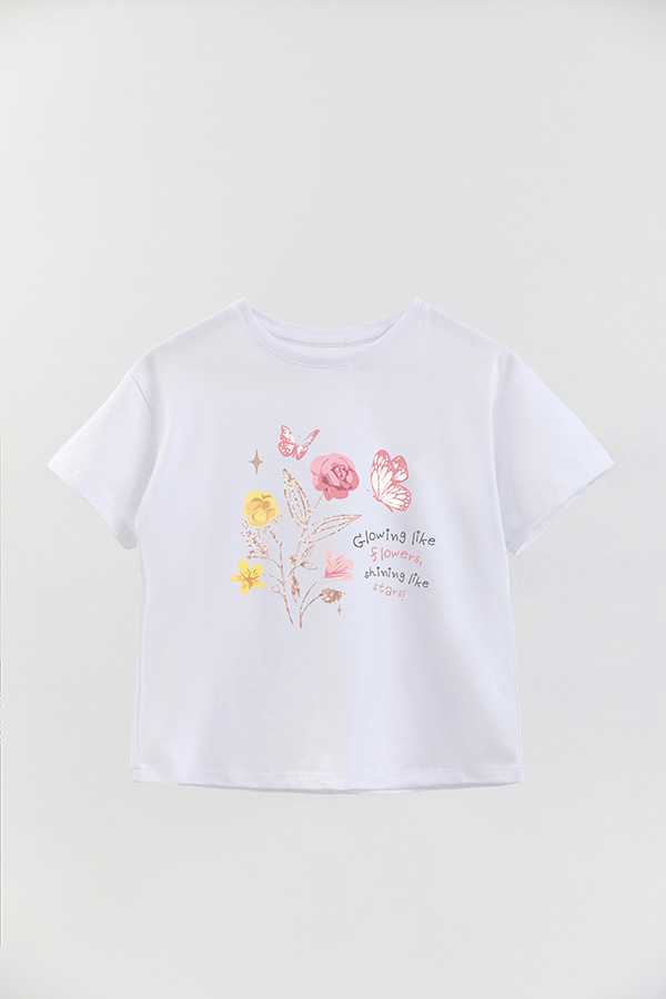 REMERA GIRL OVER GLOWING LIKE FLOWERS