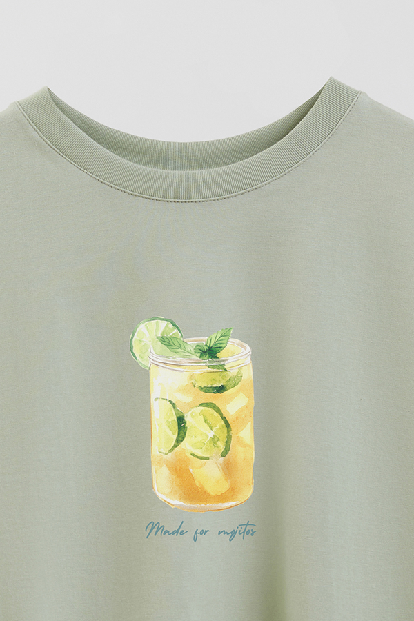 REMERA CROP ESTAMPADA COASTAL MADE FOR MOJITOS