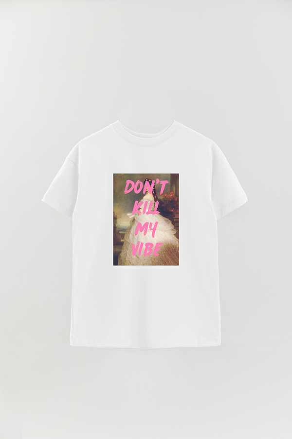 REMERA OVER ESTAMPADA ART COLLECTION 62 DON'T KILL MY VIBE