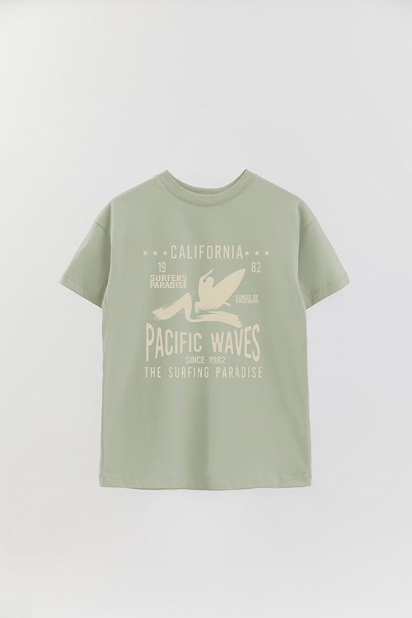 REMERA OVER ESTAMPADA CALIFORNIA PACIFIC WAVES