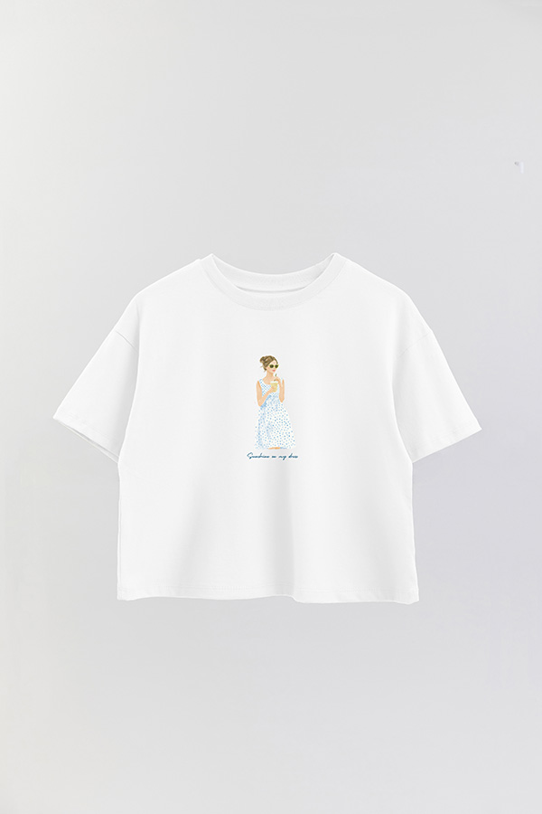 REMERA CROP ESTAMPADA COASTAL SUNSHINE ON MY DRESS