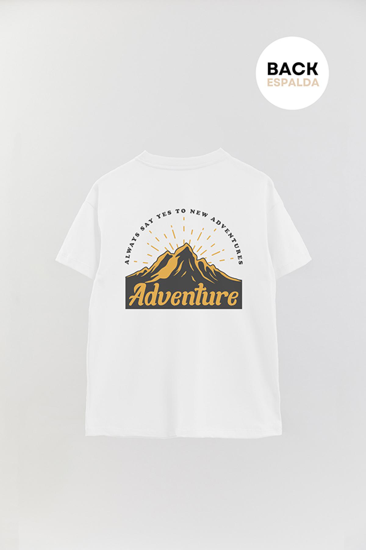 REMERA OVER ESTAMPADA ADV ALWAYS SAY YES TO NEW ADVENTURES